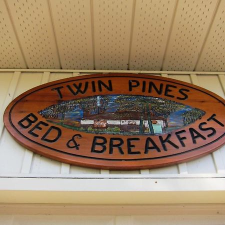 Twin Pines Bed And Breakfast Peterborough Kültér fotó
