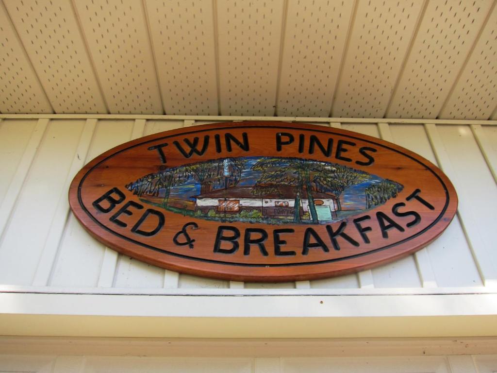 Twin Pines Bed And Breakfast Peterborough Kültér fotó